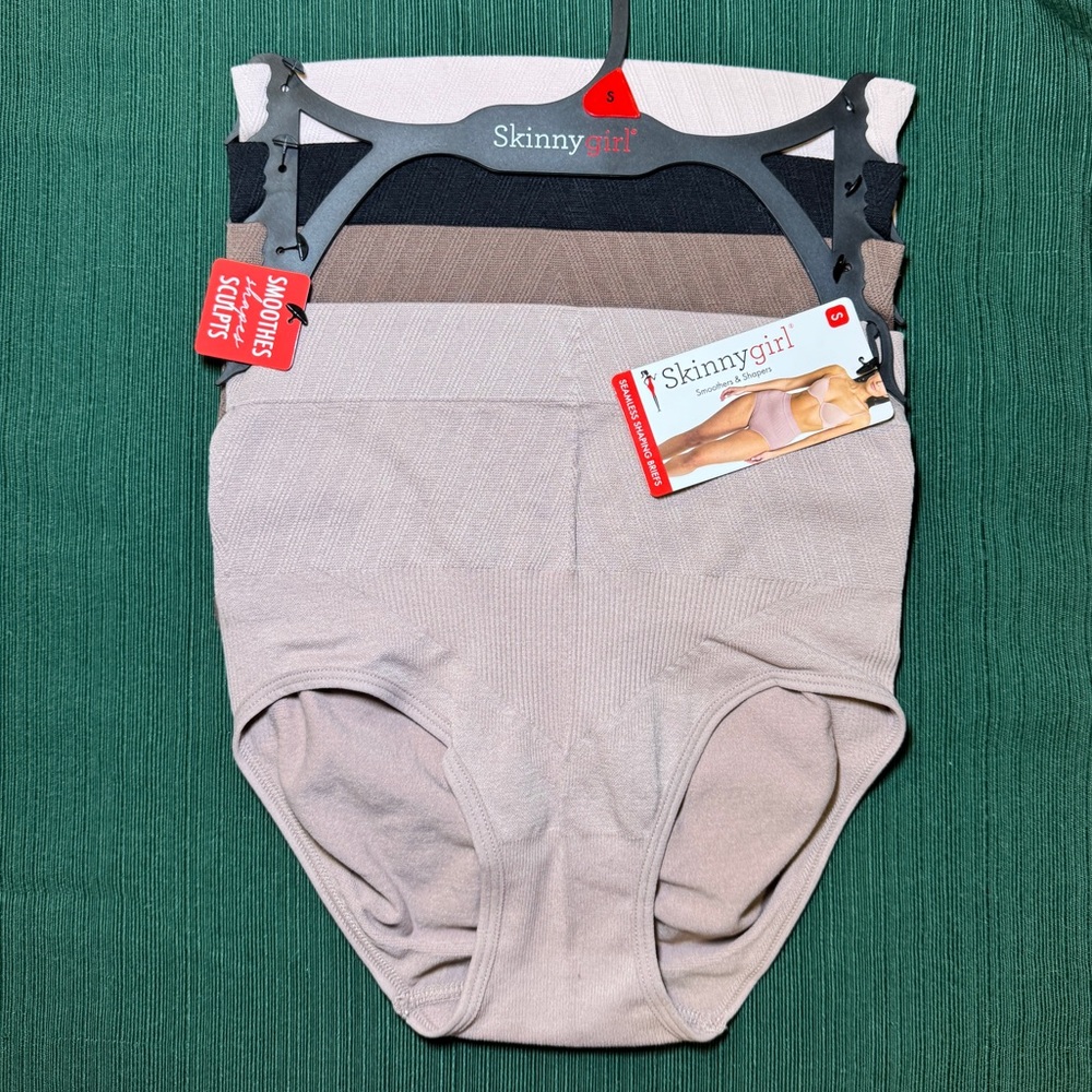 Skinnygirl Seamless Shaping Briefs w/Tummy Toning Panel‎ 4 Pack NWT Size Small